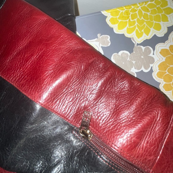 9.5 Tory Burch Boots - Picture 4 of 11